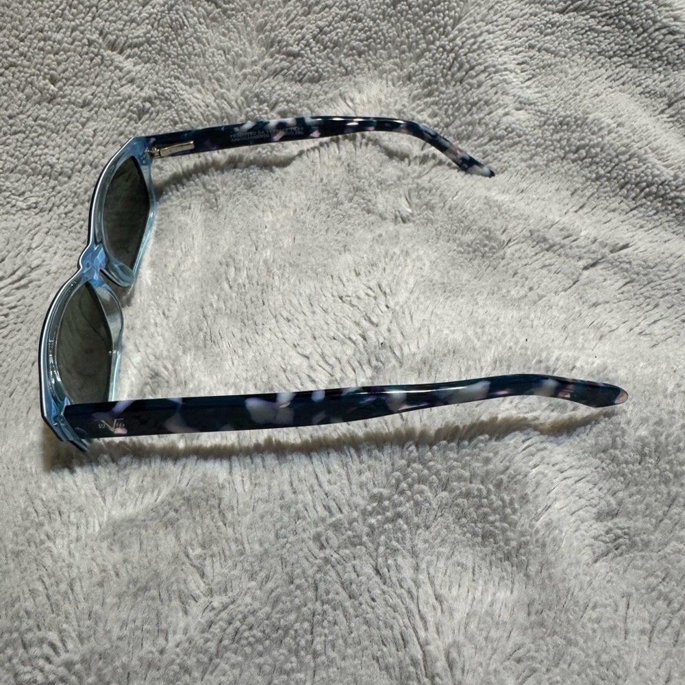 Versace 1969 Blue and White Sunglasses - Picture 4 of 7